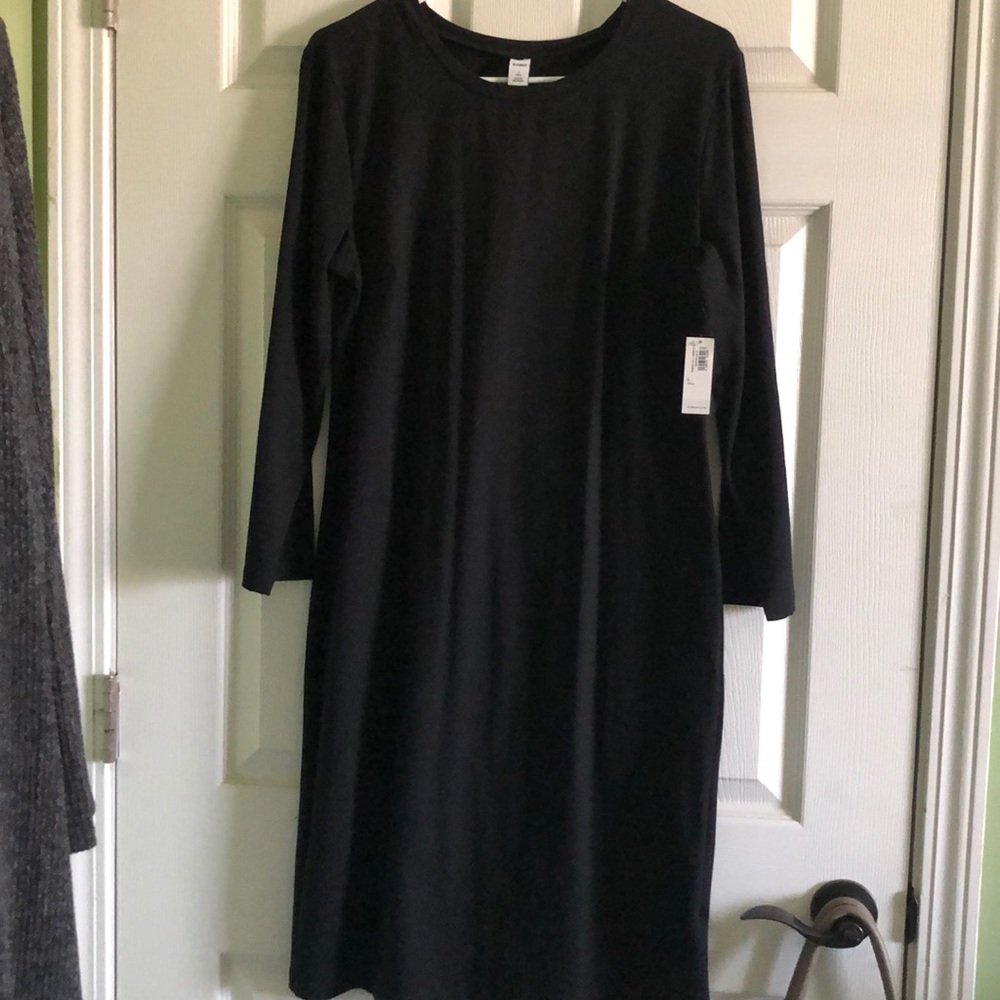 Black dress long sleeve about knee length